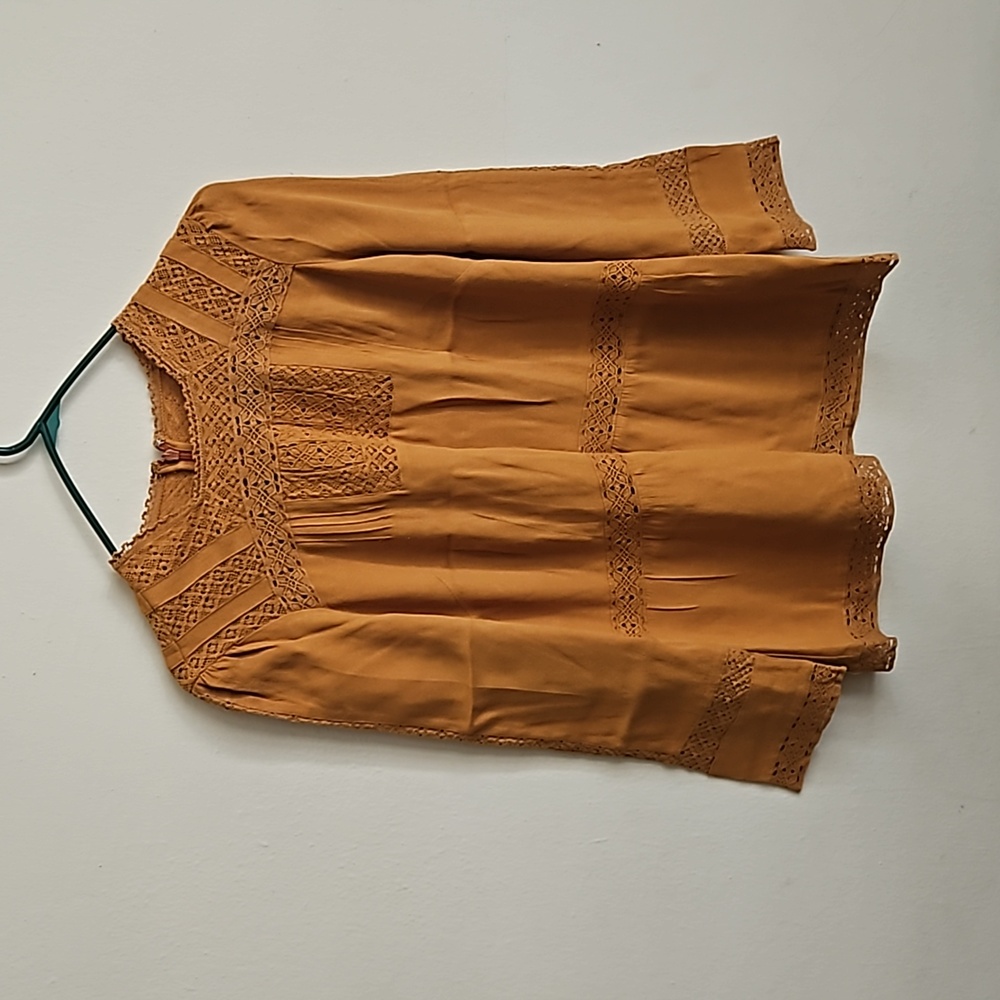 Point sur burnt yellow blouse top size 4